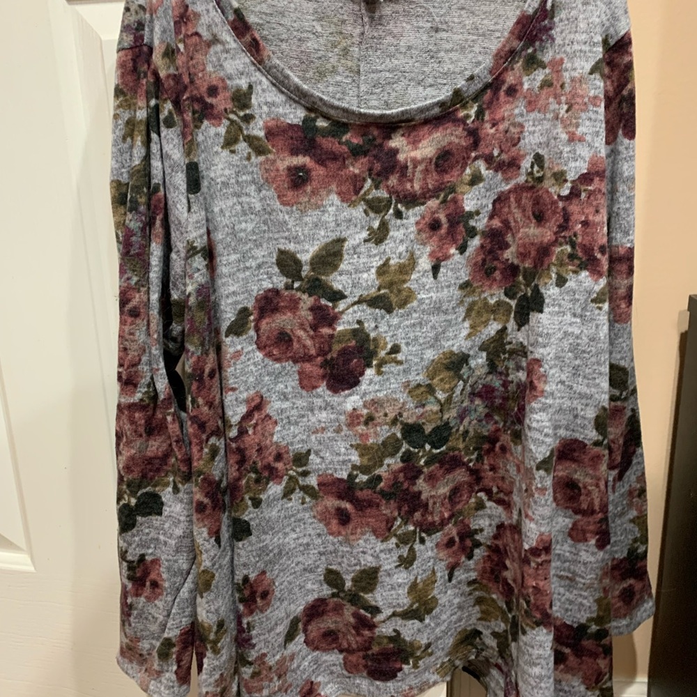 Floral sweater!